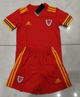 Children Wales Home Soccer Suits 2020 EURO Shirt and Shorts