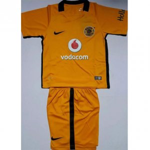 Kids Kaizer Chiefs Home Soccer Kit 16/17 (Shirt+Shorts)