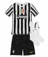 13-14 Juventus Home Jersey Whole Kit(Shirt+Short+Socks)