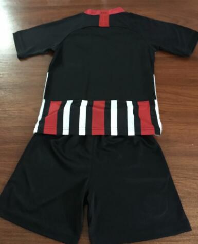 Children Eintracht Frankfurt Home Soccer Suits 2019/20 Shirt and Shorts